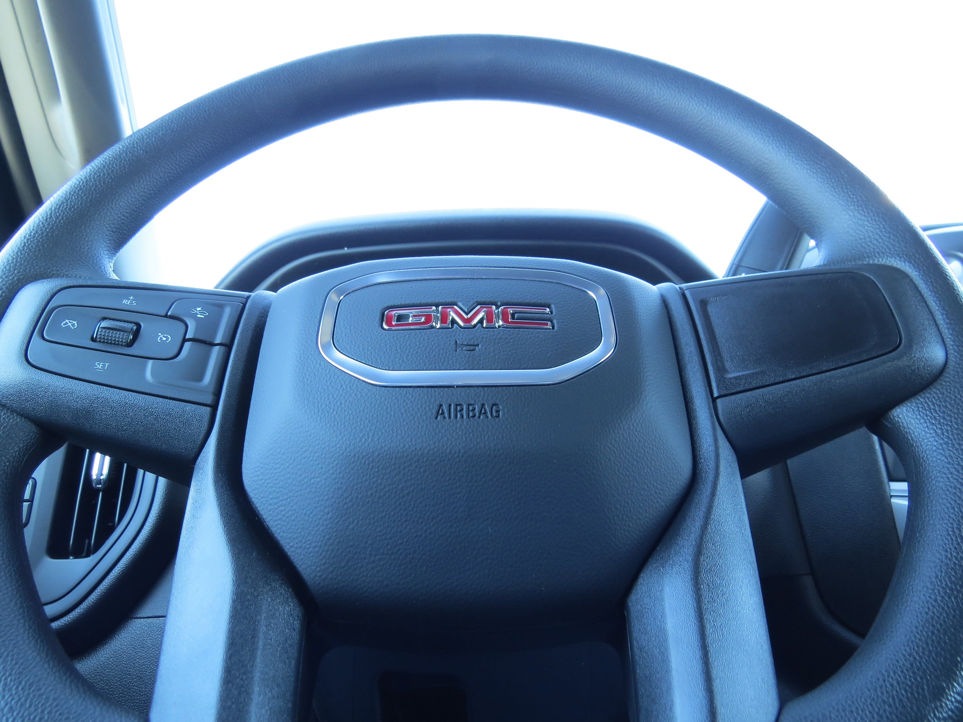 New 2026 GMC Sierra 1500 Pro w/ Pro Value Package image 18