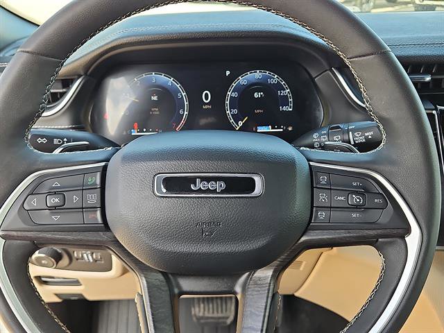 Used 2024 Jeep Grand Cherokee L Limited image 15