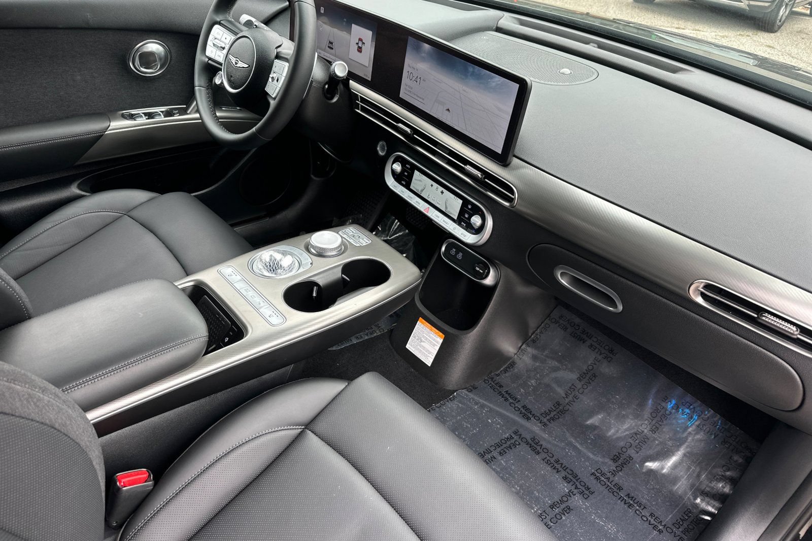 Used 2025 Genesis GV60 Advanced AWD/4WD image 19