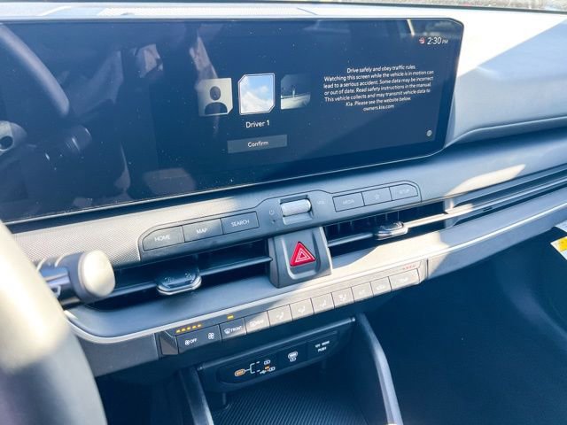 New 2025 Kia K4 LXS image 23