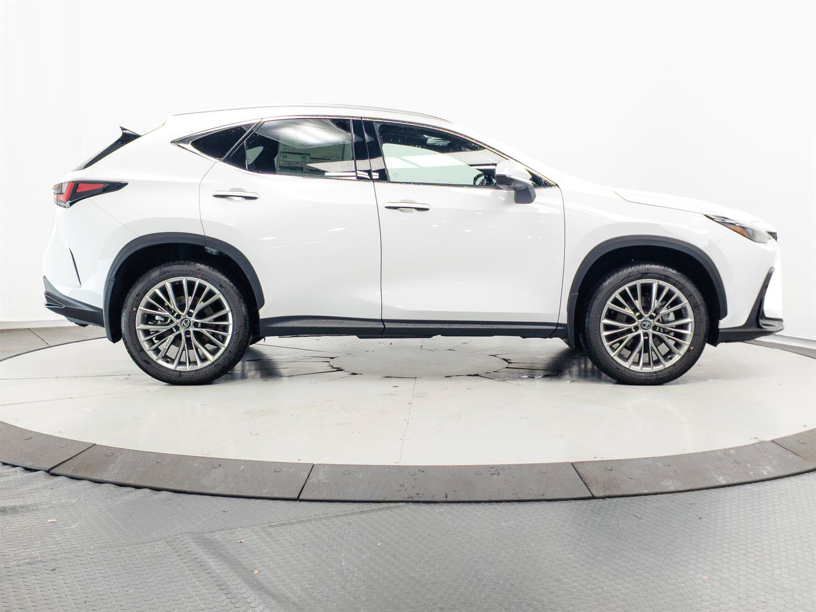 New 2026 Lexus NX 350h AWD w/ Accessory Package (2T) image 13