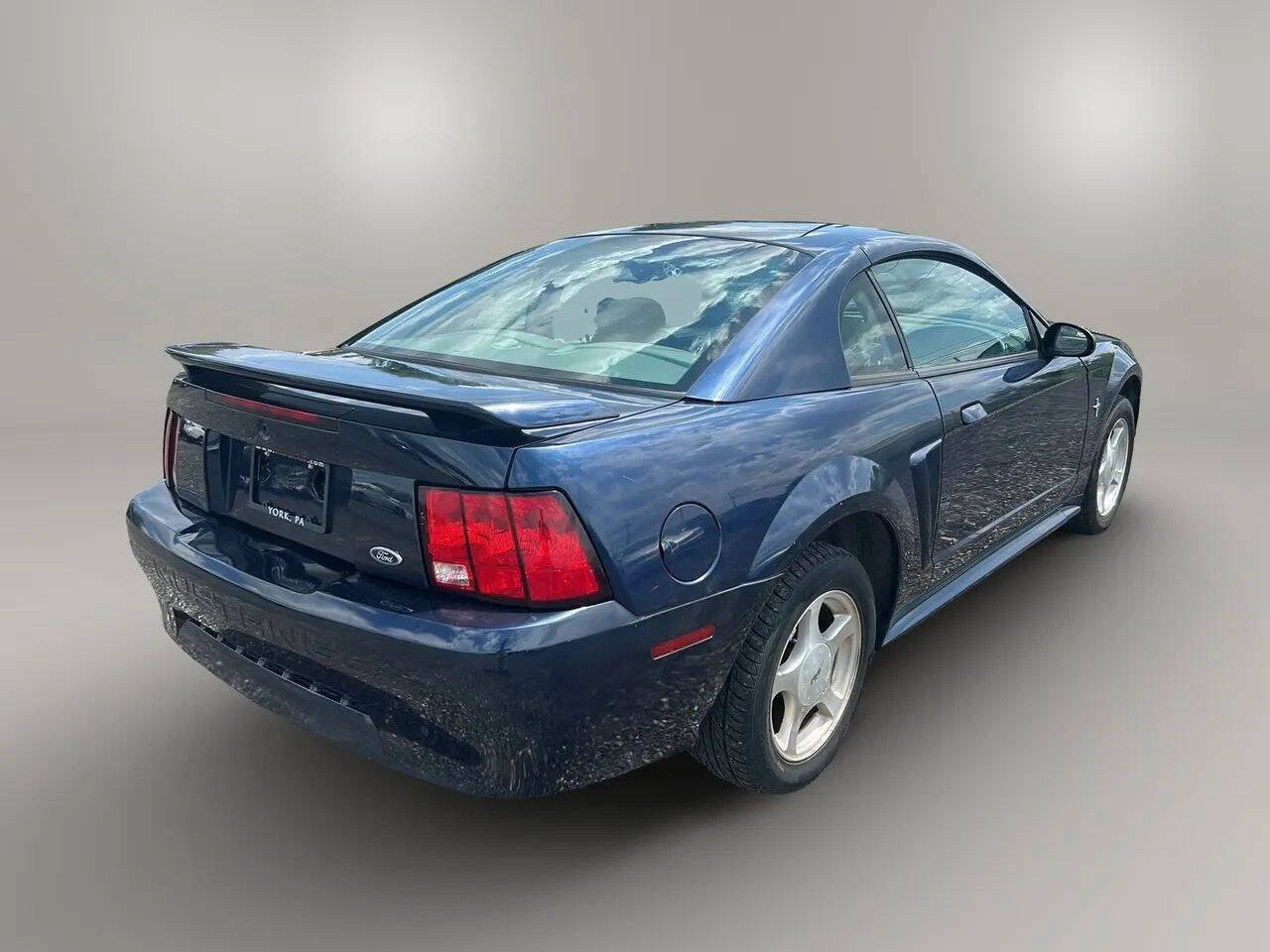 Used 2001 Ford Mustang Coupe RWD image 7