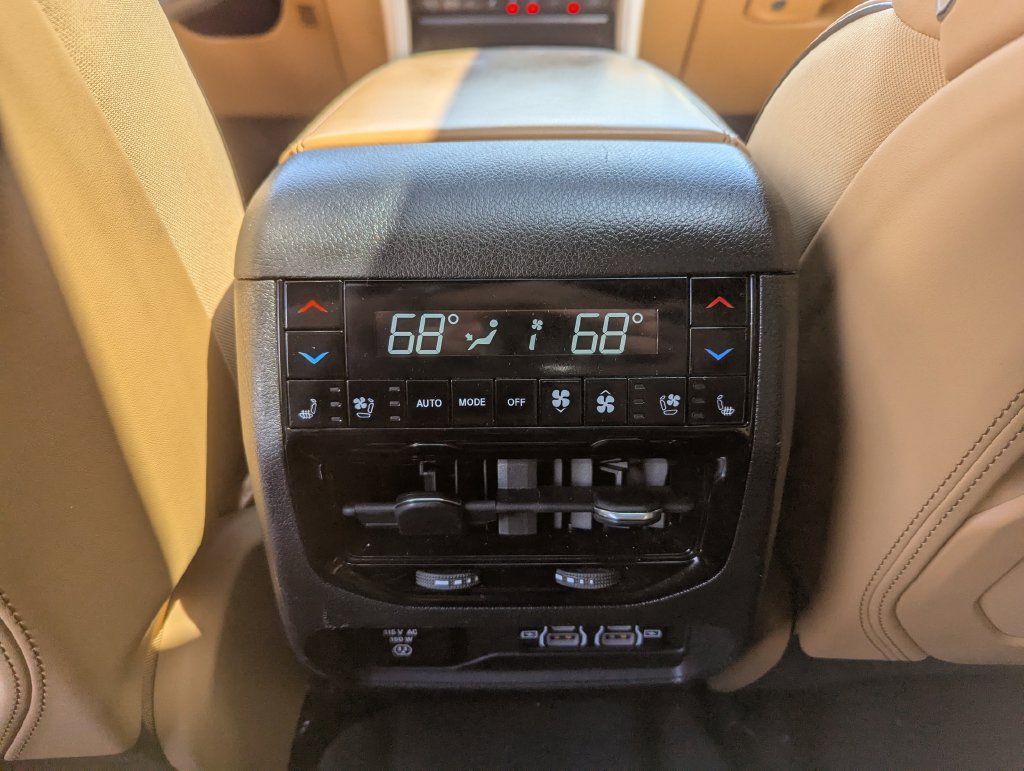 Used 2021 Jeep Grand Cherokee L Summit AWD/4WD image 45
