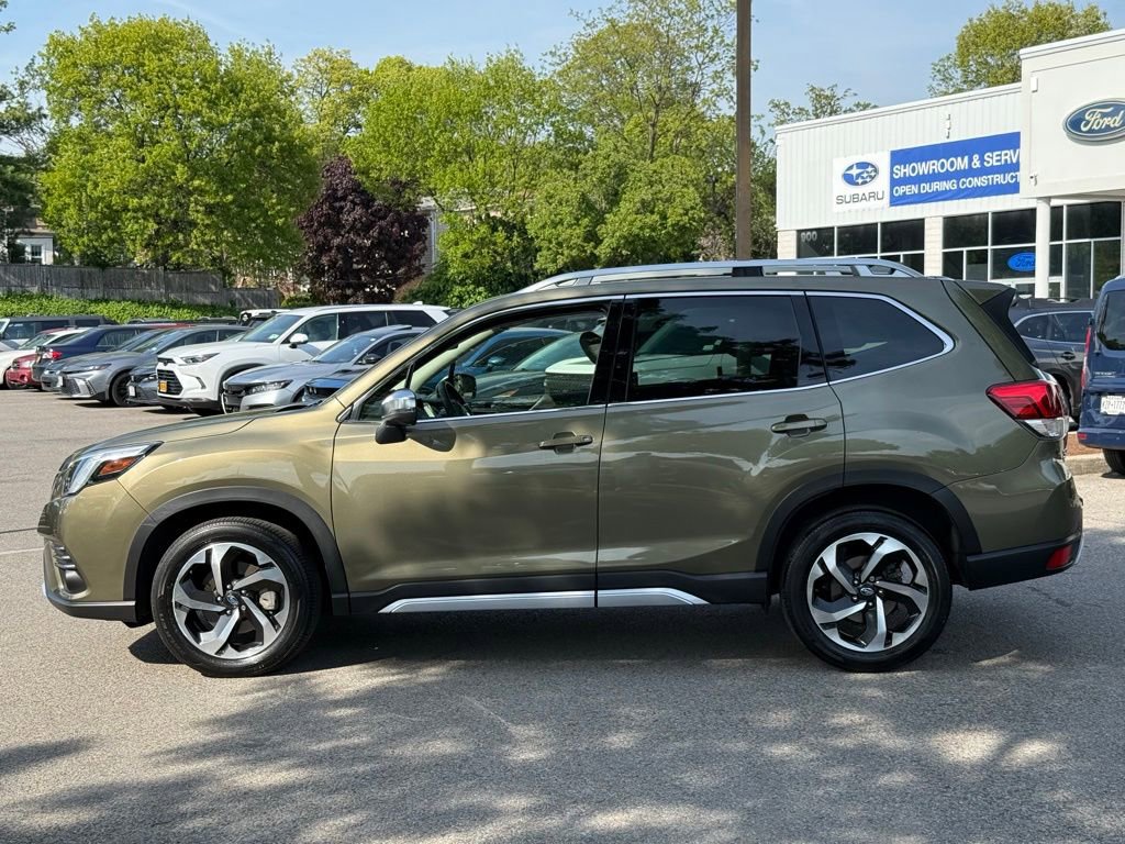 Used 2023 Subaru Forester Touring AWD/4WD image 9