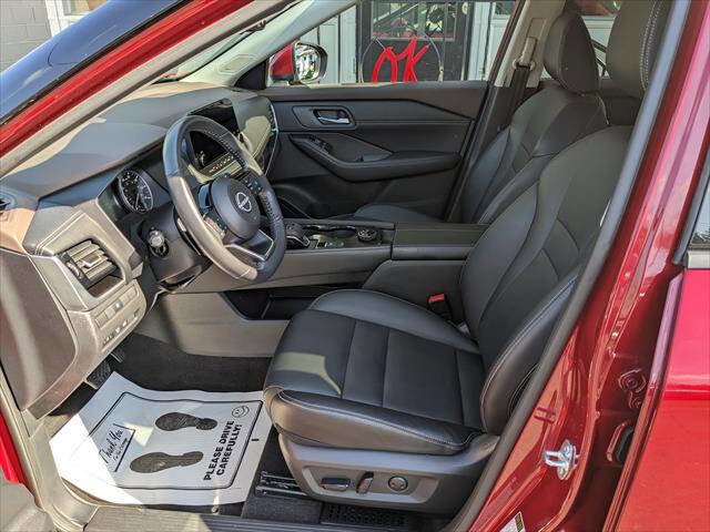 Used 2023 Nissan Rogue SL w/ SL Premium Package image 8