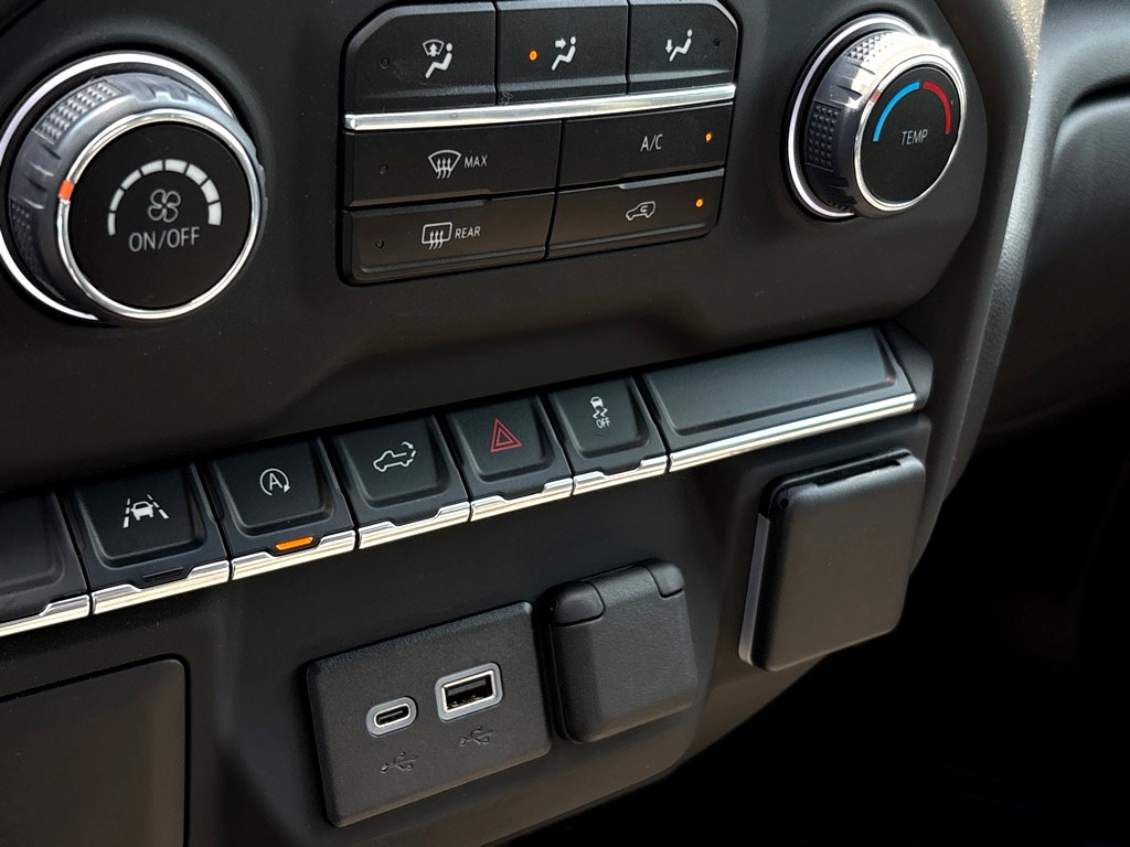 New 2024 Chevrolet Silverado 1500 Custom AWD/4WD image 6