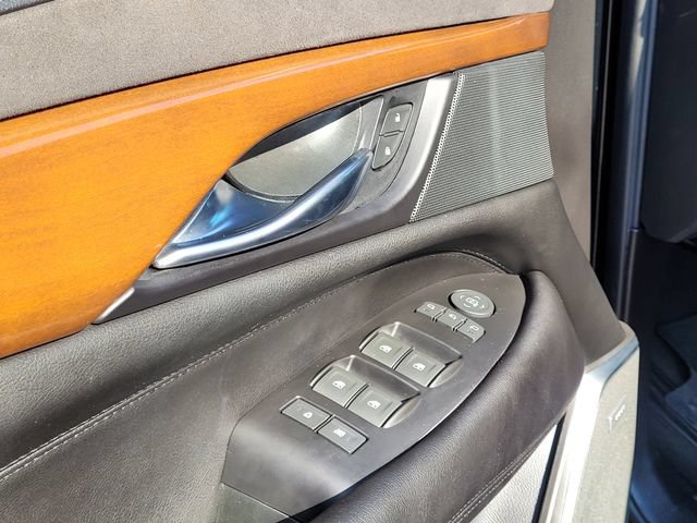 Used 2018 Cadillac Escalade 2WD image 25