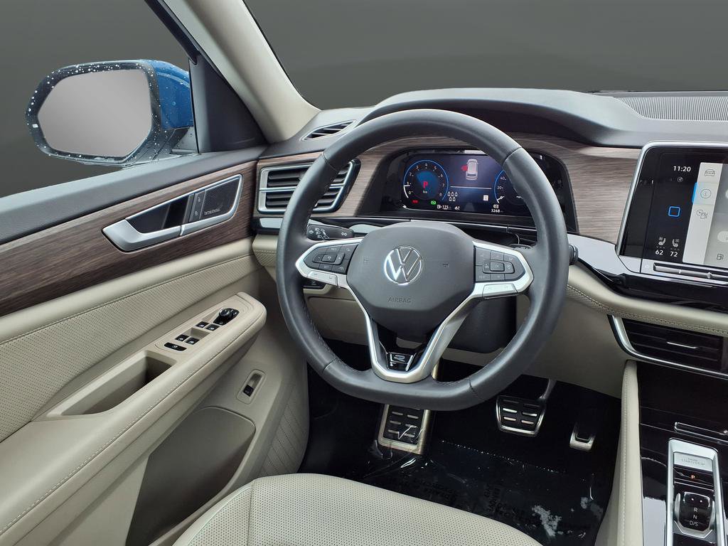 Used 2025 Volkswagen Atlas SEL Premium R-Line image 26