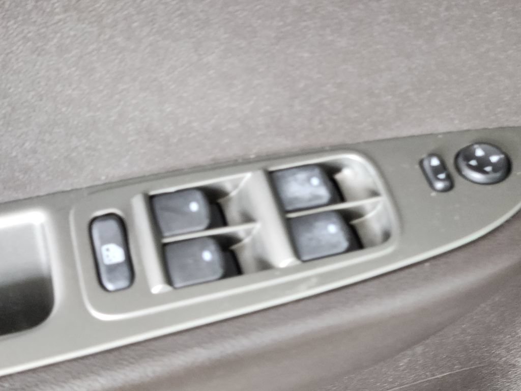 Used 2012 Chevrolet Malibu LTZ FWD image 27