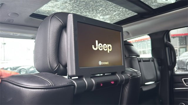 Used 2018 Jeep Grand Cherokee Summit image 12