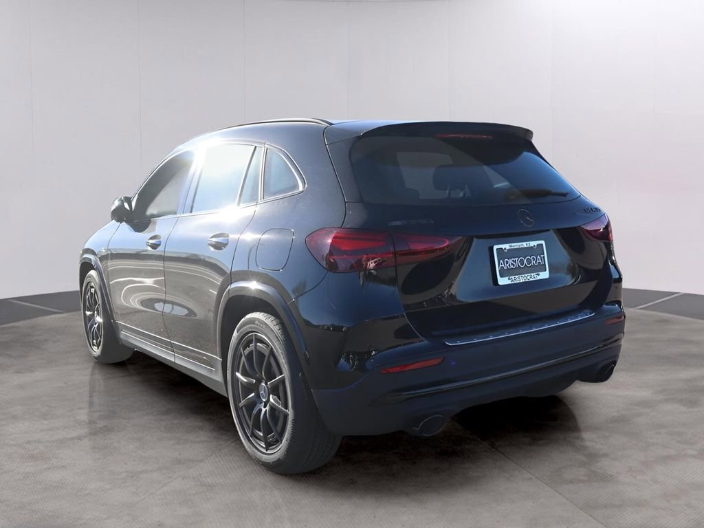 New 2026 Mercedes-Benz GLA 35 AMG 4MATIC image 5