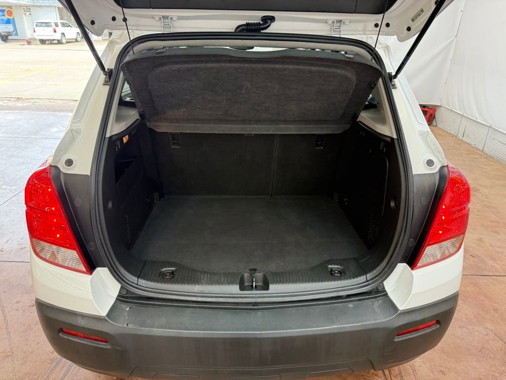 Used 2016 Chevrolet Trax LS image 17