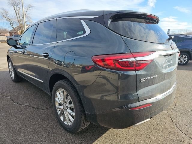 Used 2020 Buick Enclave Premium w/ Surround and Sites Package image 5