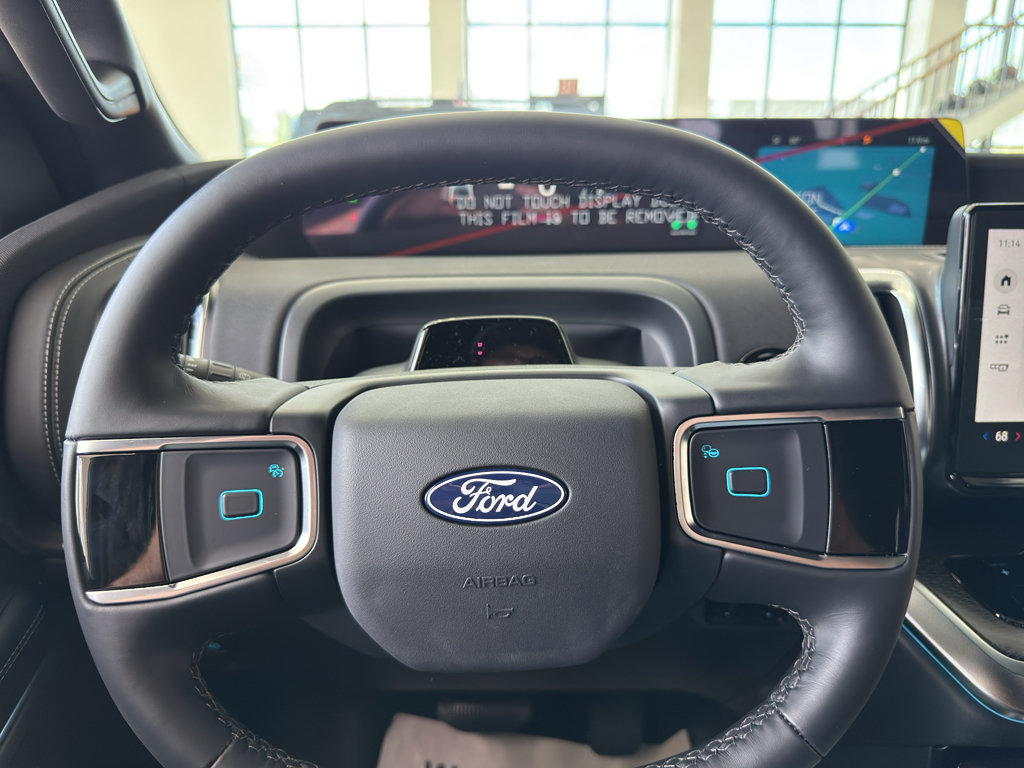 New 2027 Ford Expedition Platinum w/ Stealth Appearance Package AWD/4WD image 16