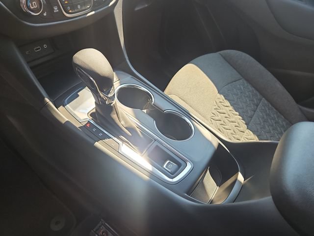 Used 2024 Chevrolet Equinox LT FWD image 23