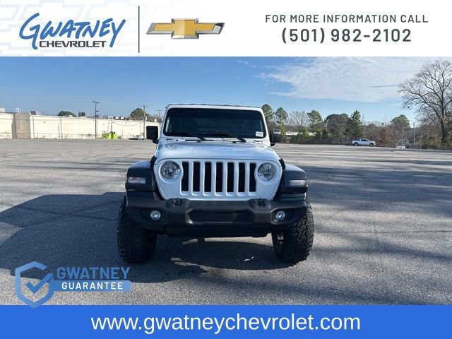 Used 2019 Jeep Wrangler Sport image 2