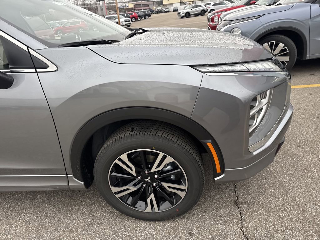 New 2026 Mitsubishi Eclipse Cross SEL AWD/4WD image 2