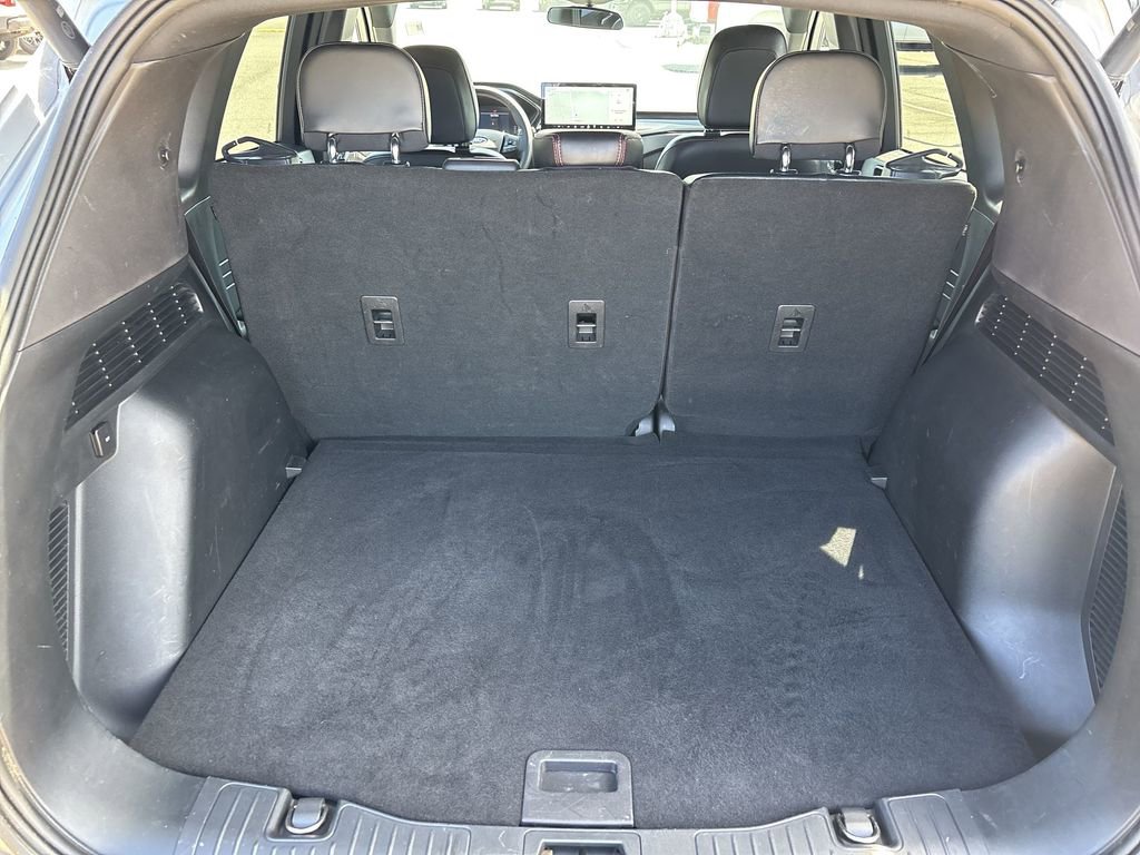 Used 2023 Ford Escape ST-Line w/ Tech Pack #1 FWD image 21