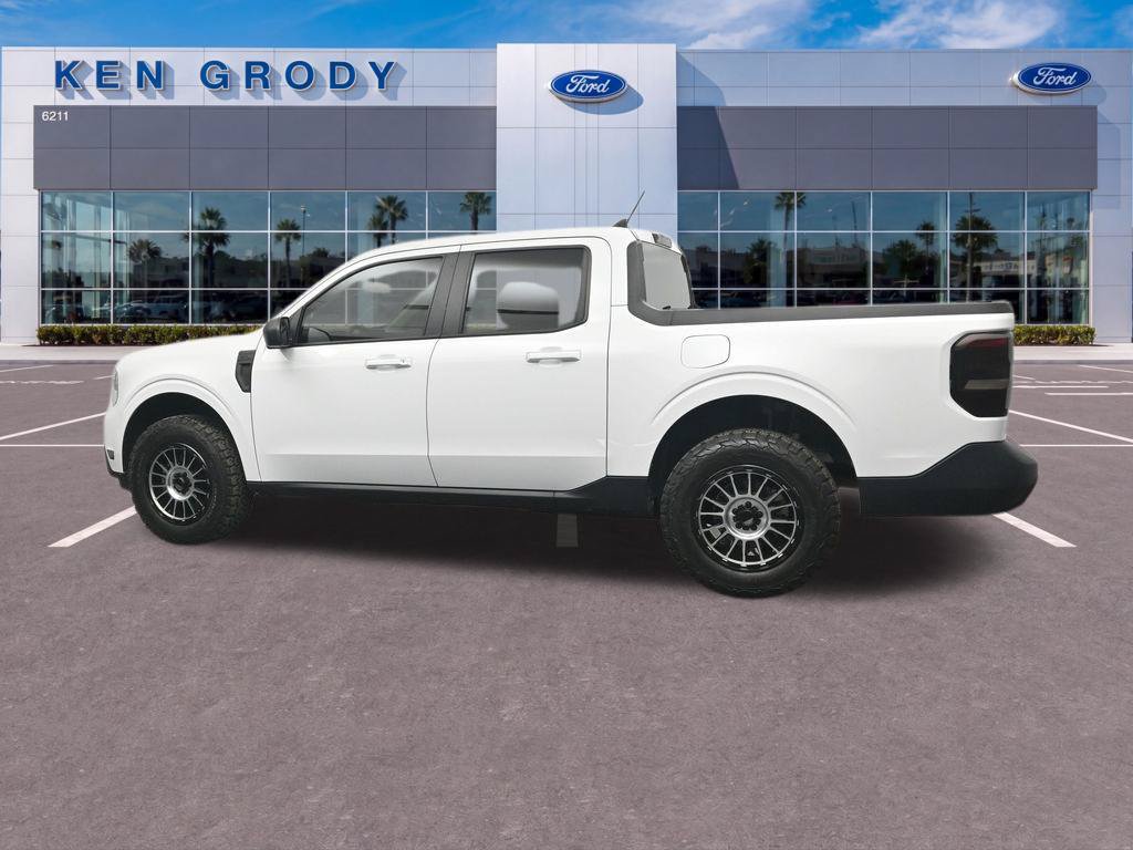 Used 2023 Ford Maverick XL FWD image 3