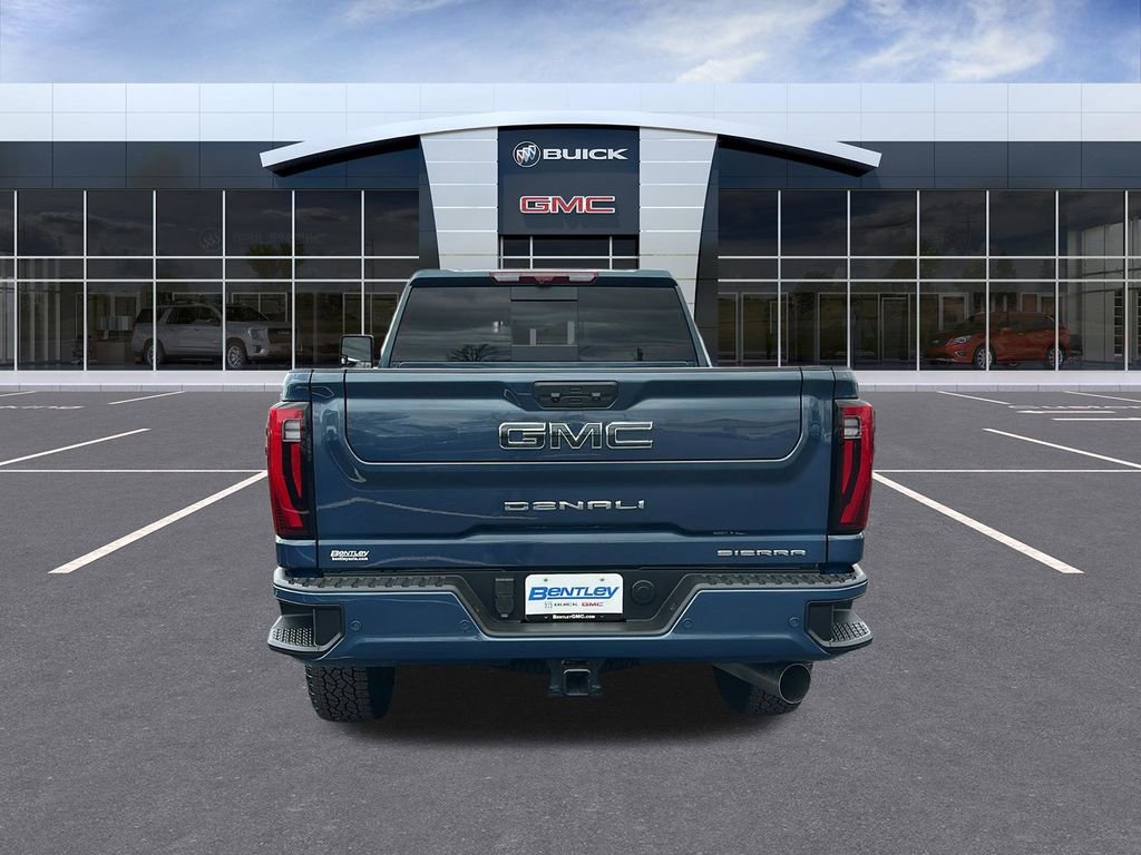 Used 2026 GMC Sierra 2500 Denali Ultimate image 4