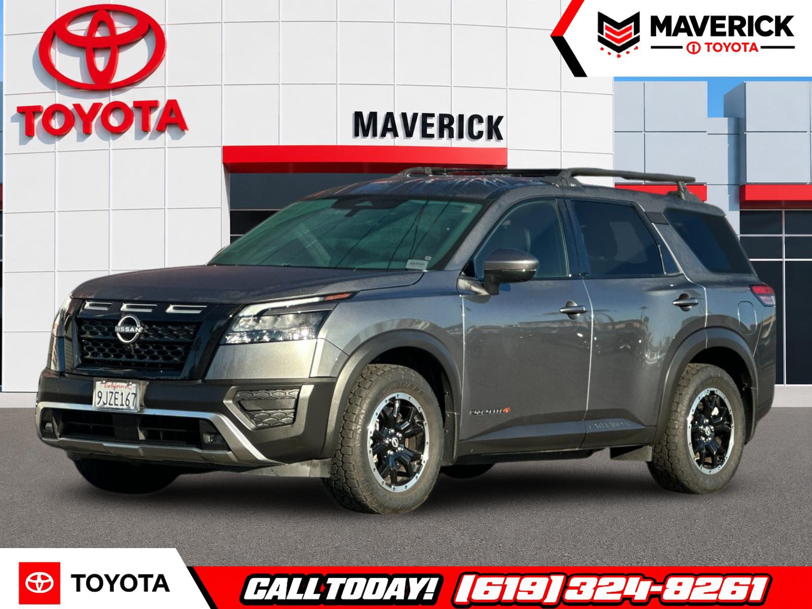 Used 2024 Nissan Pathfinder Rock Creek AWD/4WD image 1