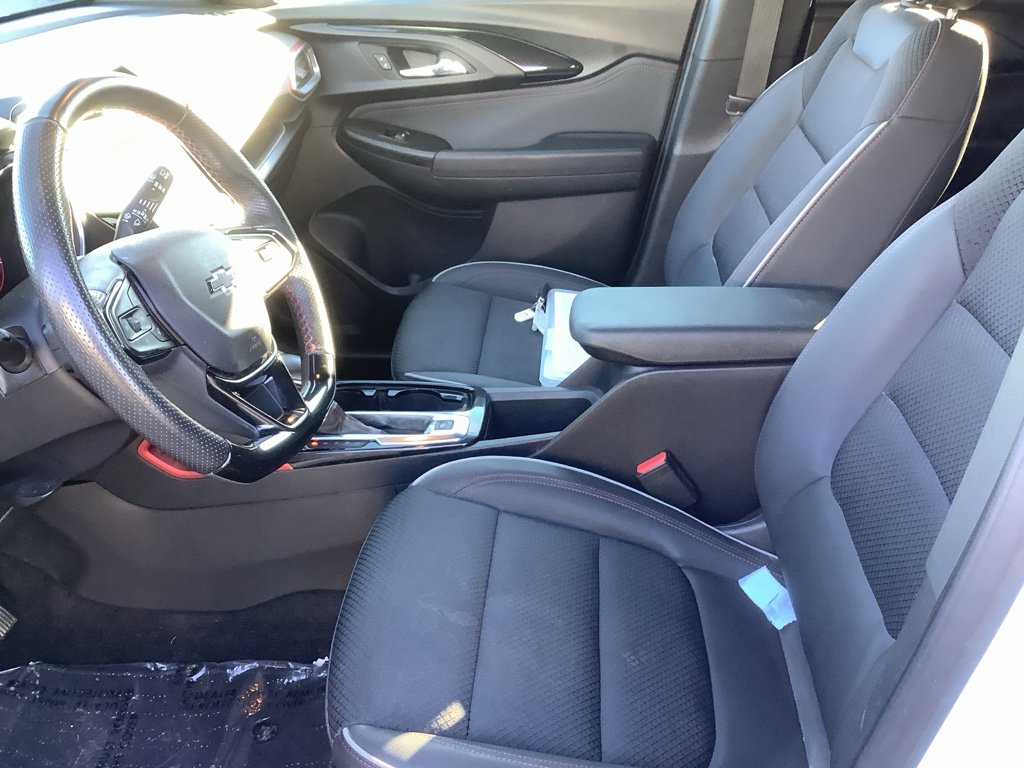 Used 2023 Chevrolet TrailBlazer RS w/ Convenience Package image 11