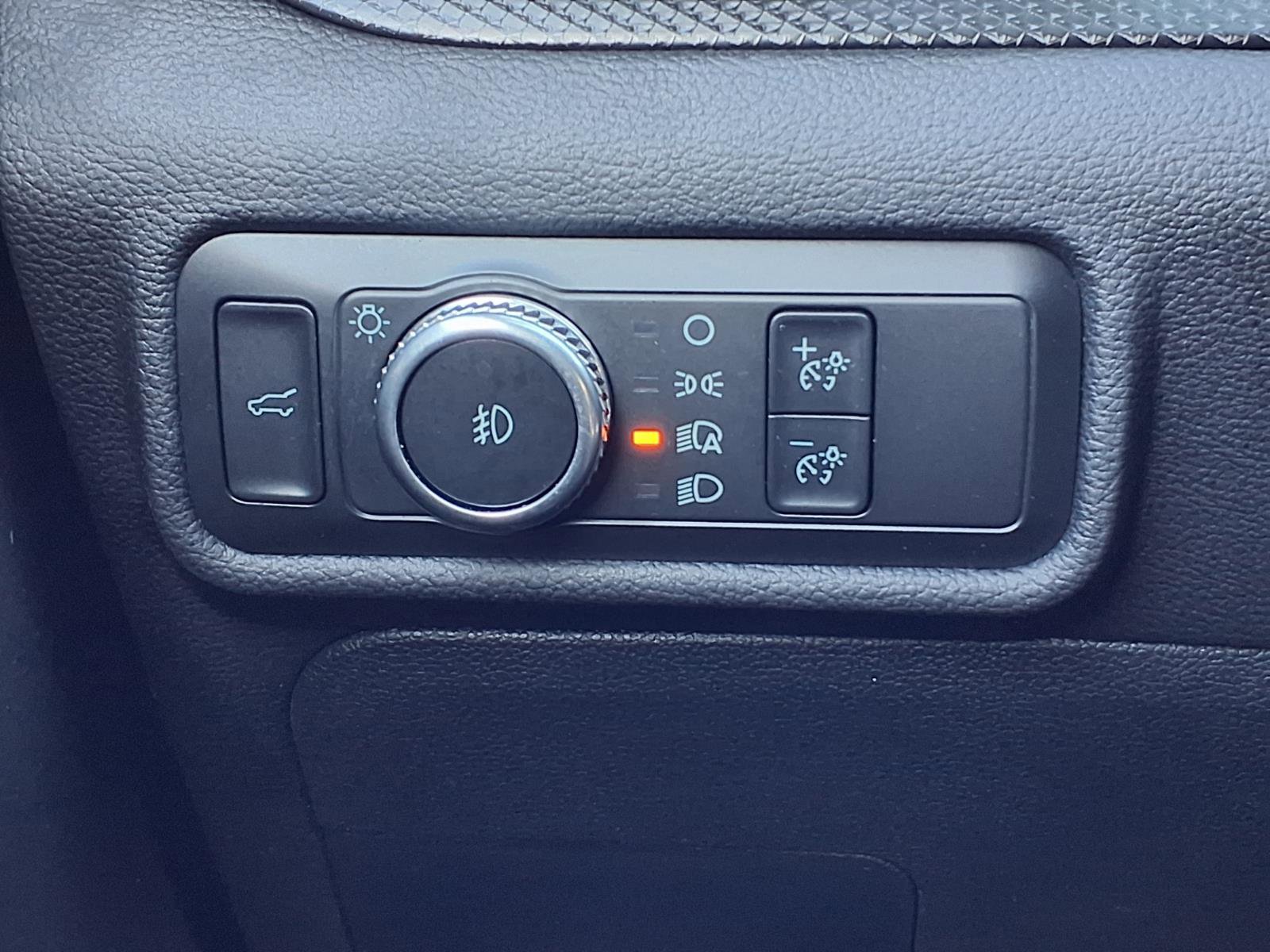 Used 2022 Ford Explorer ST-Line image 20