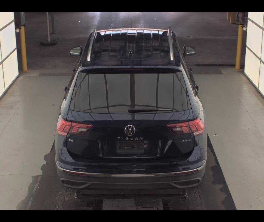 Used 2022 Volkswagen Tiguan SE AWD/4WD image 10