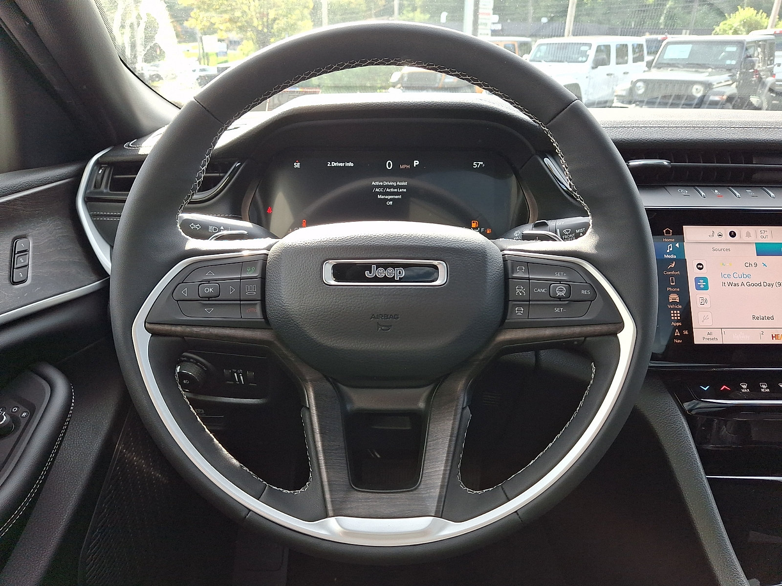 New 2027 Jeep Grand Cherokee Limited AWD/4WD image 15