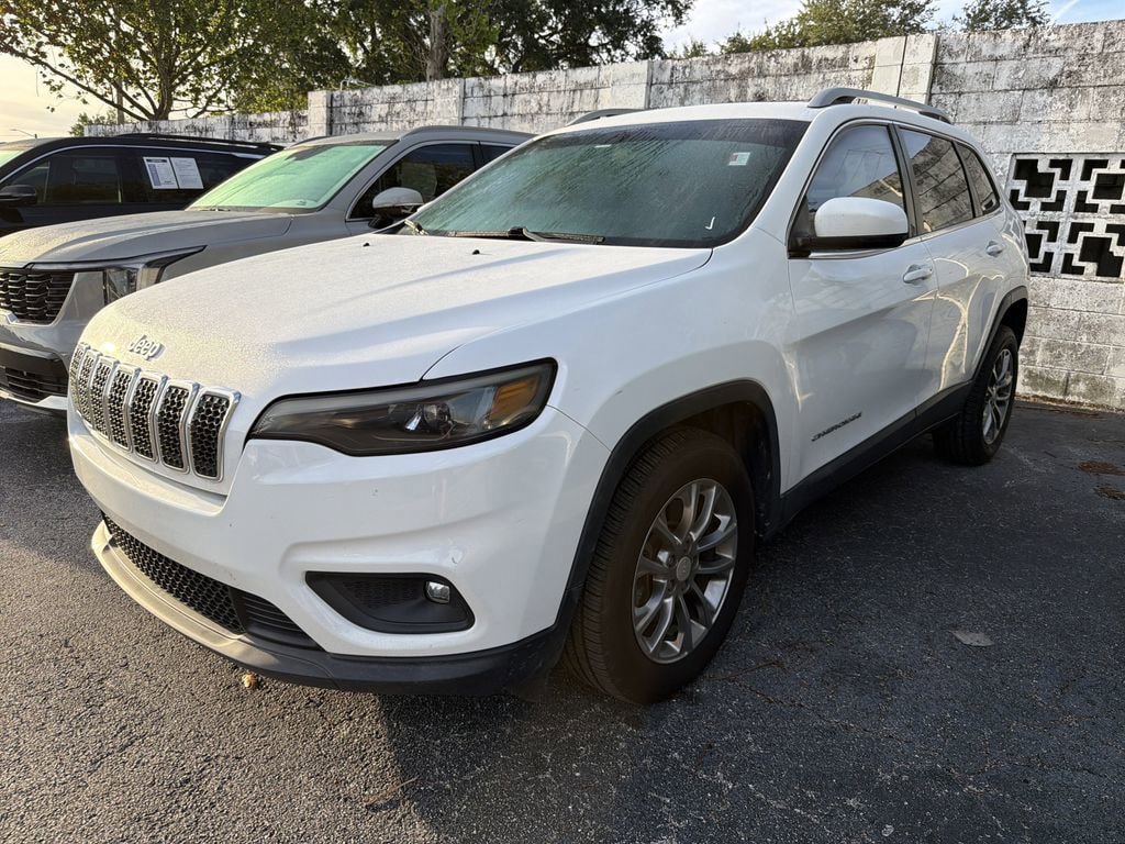 Used 2020 Jeep Cherokee Latitude Plus FWD image 3