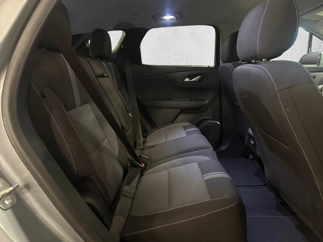 Used 2026 Chevrolet Blazer LT FWD image 17