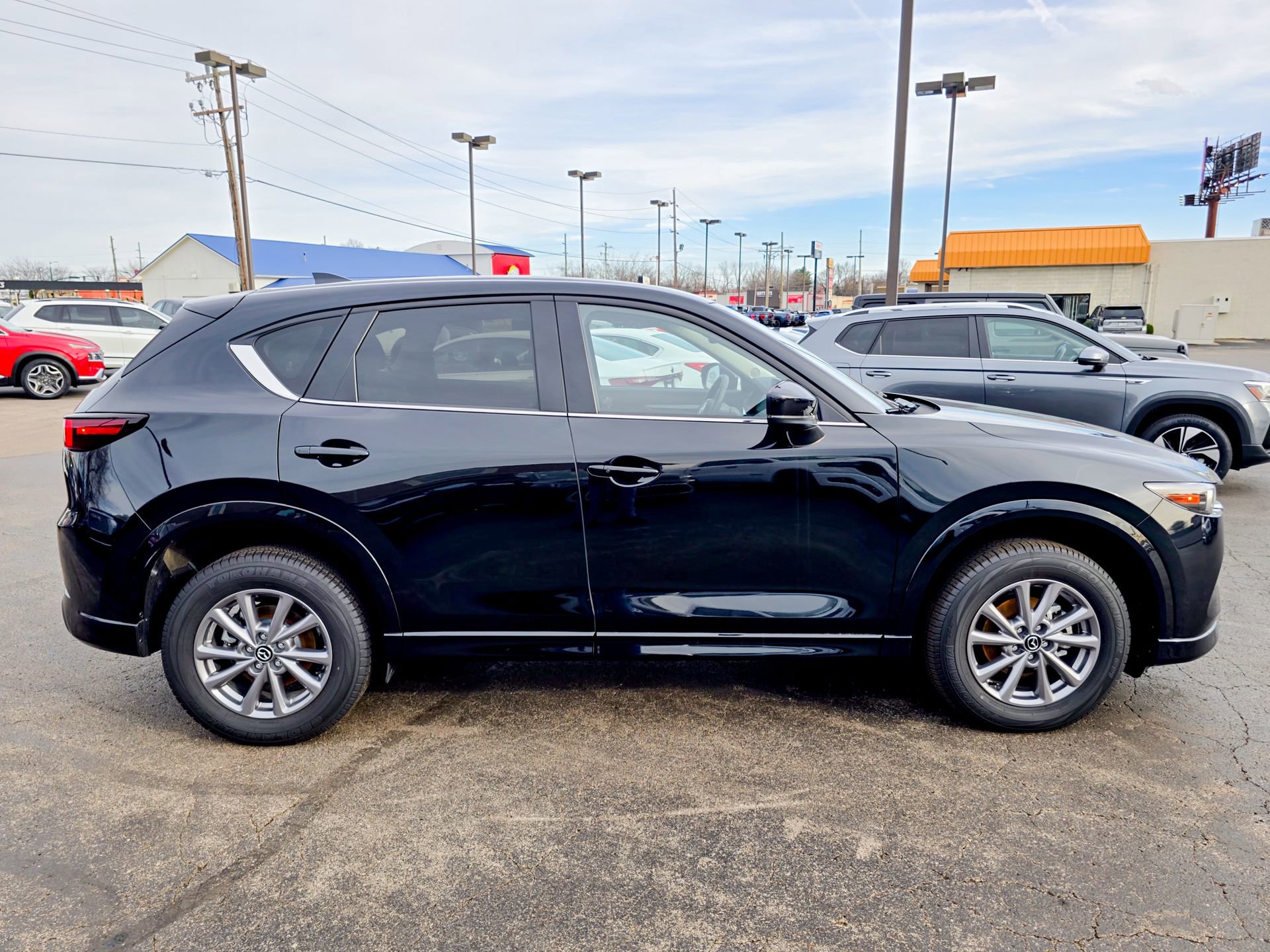 Used 2025 MAZDA CX-5 AWD 2.5 S w/ Preferred Package image 19