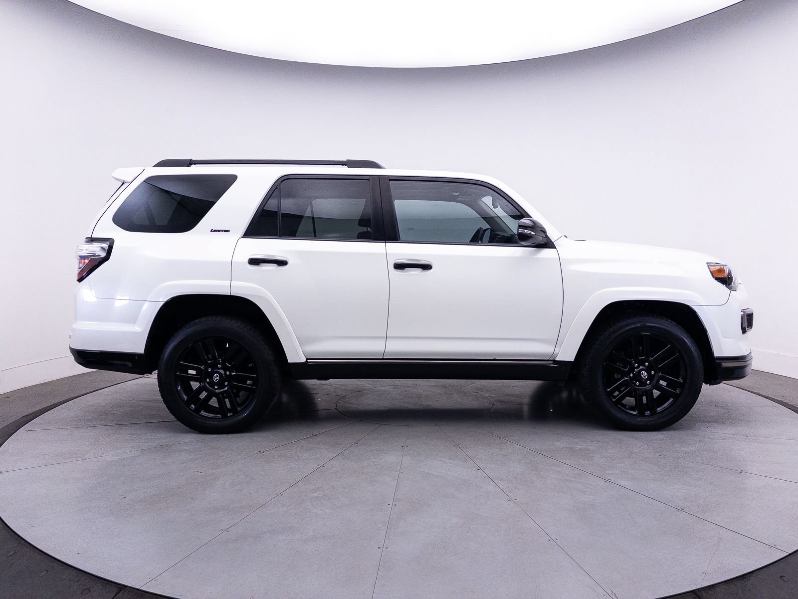 Used 2020 Toyota 4Runner Nightshade AWD/4WD image 39