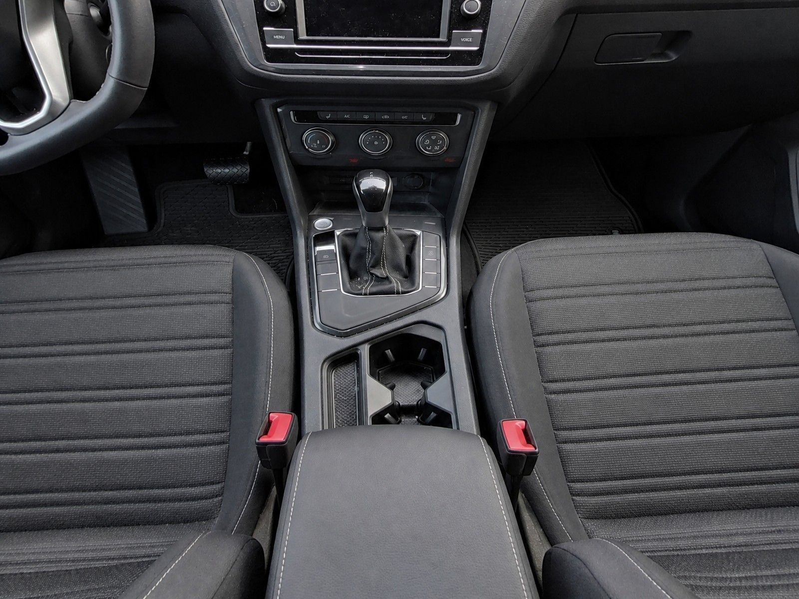 Used 2024 Volkswagen Tiguan S FWD image 17