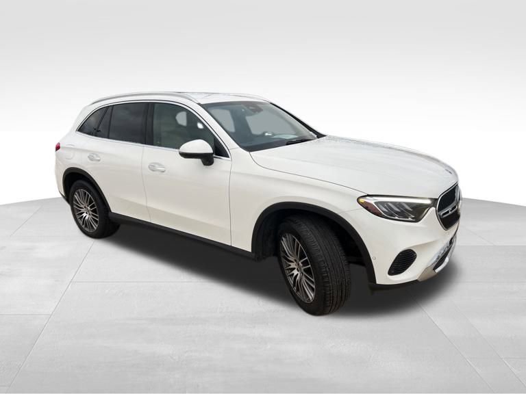 Used 2025 Mercedes-Benz GLC 300 GLC 300 image 1