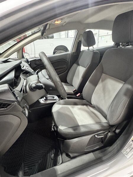 Used 2018 Ford Fiesta S FWD image 6