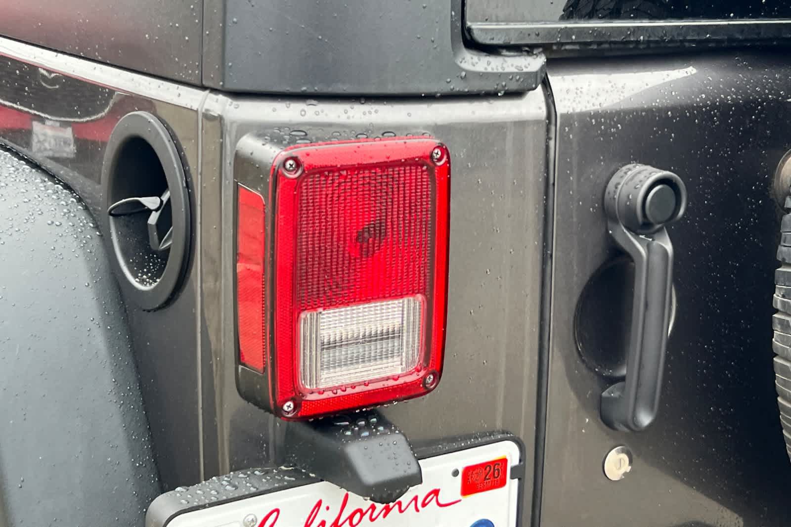 Used 2018 Jeep Wrangler Unlimited Sport S AWD/4WD image 20