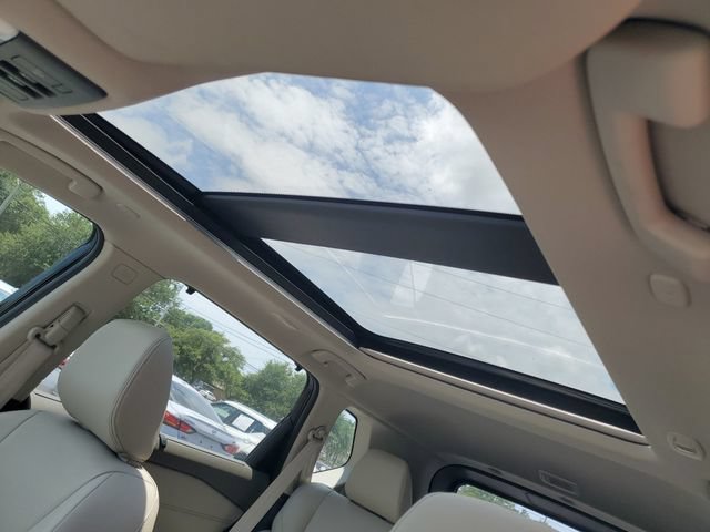Used 2023 Nissan Rogue SL w/ SL Premium Package FWD image 6