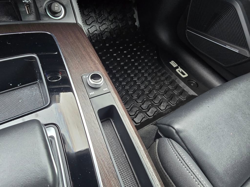 Used 2022 Audi Q5 2.0T Premium Plus w/ Premium Plus Package image 28