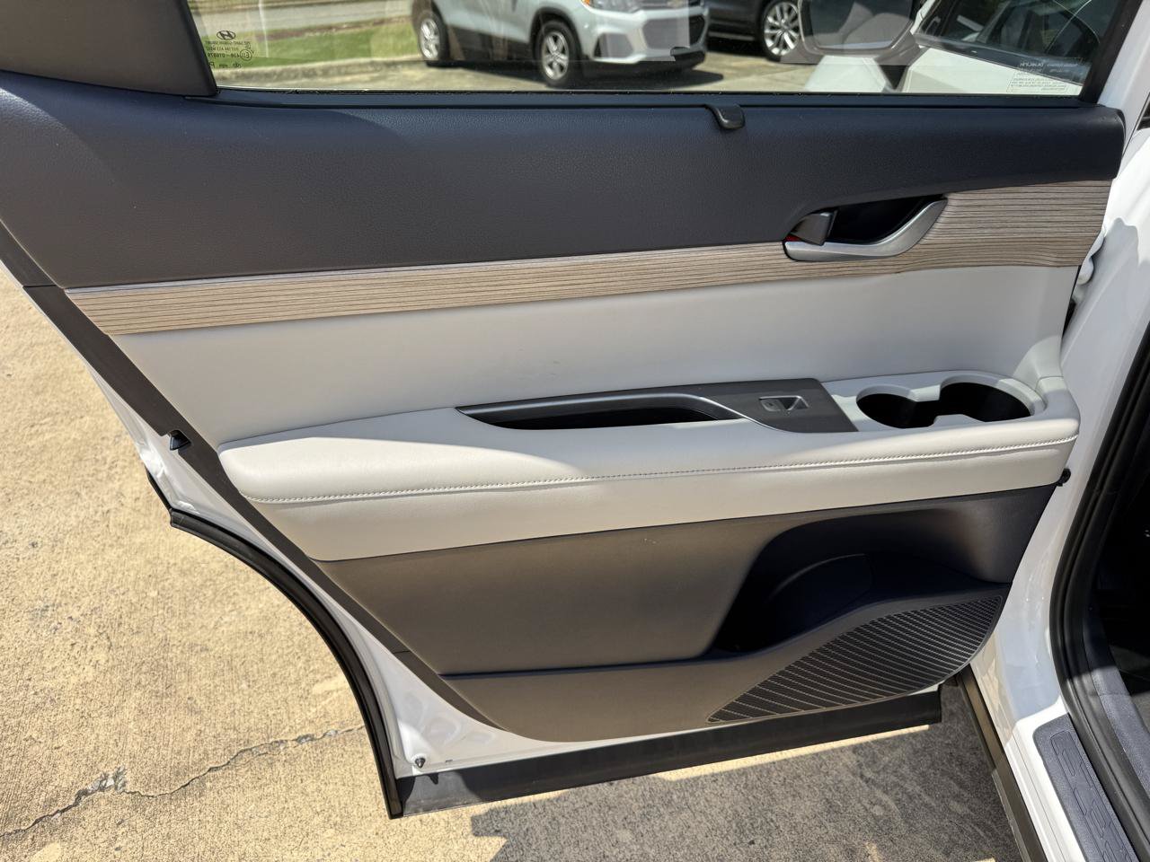 Used 2021 Hyundai Palisade SEL w/ Premium Package FWD image 24