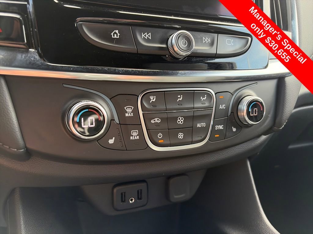 Used 2024 Chevrolet Traverse LT FWD image 26