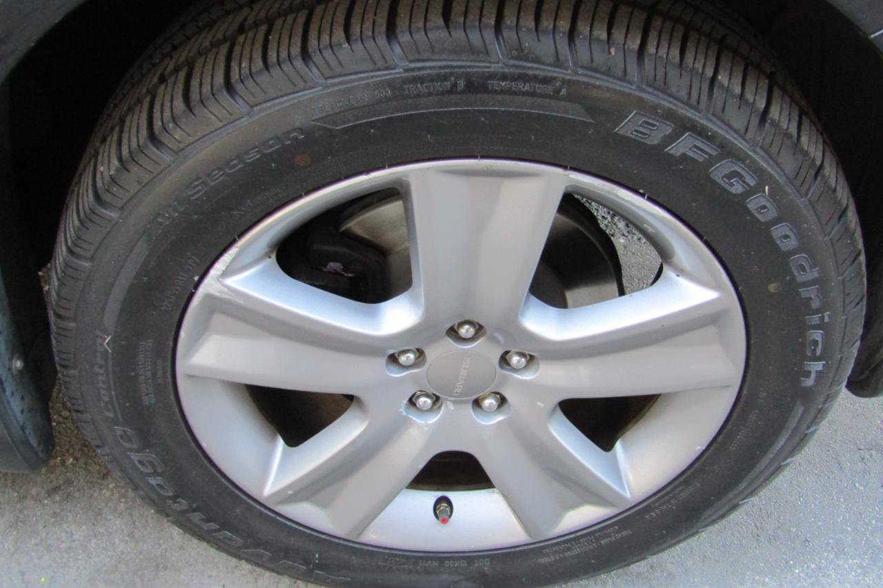 Used 2005 Subaru Outback 3.0R L.L. Bean AWD/4WD image 38