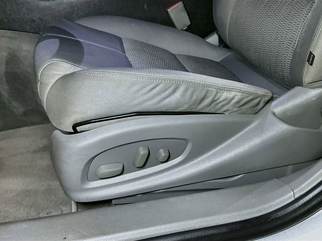 Used 2017 Chevrolet Impala LS w/ Protection Package image 16