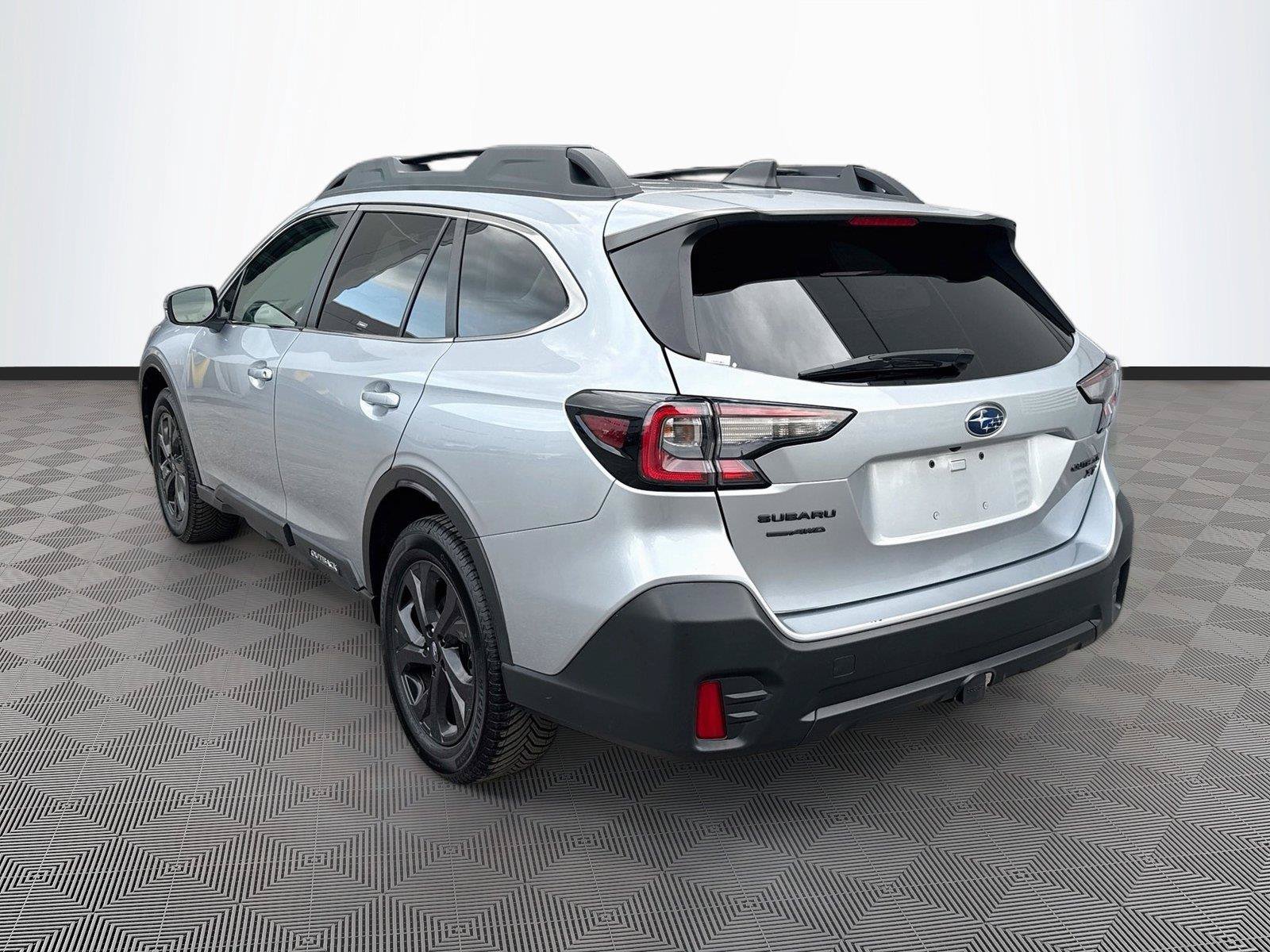 Used 2021 Subaru Outback Onyx Edition XT AWD/4WD image 5