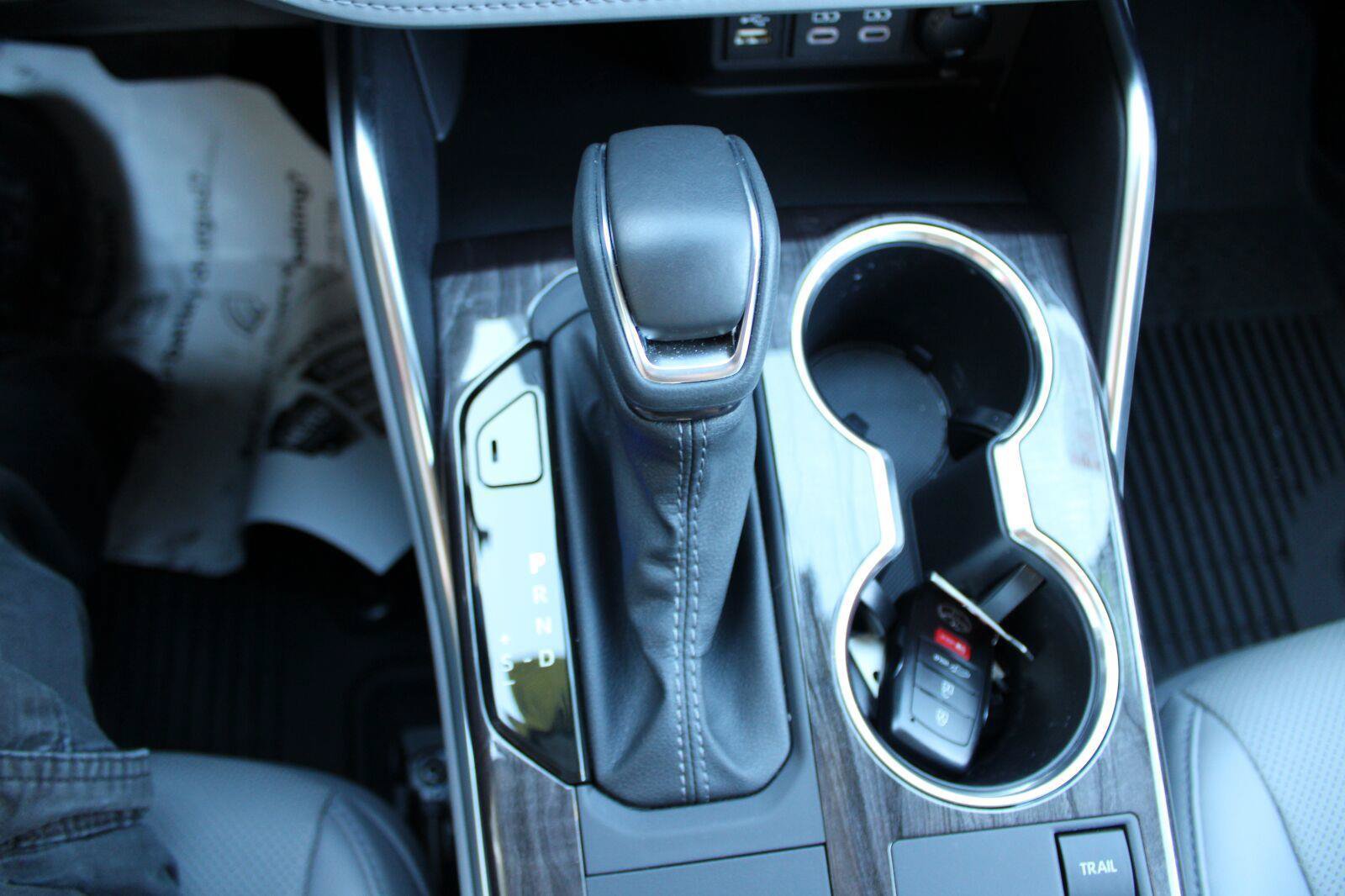 Used 2026 Toyota Highlander Platinum AWD/4WD image 25