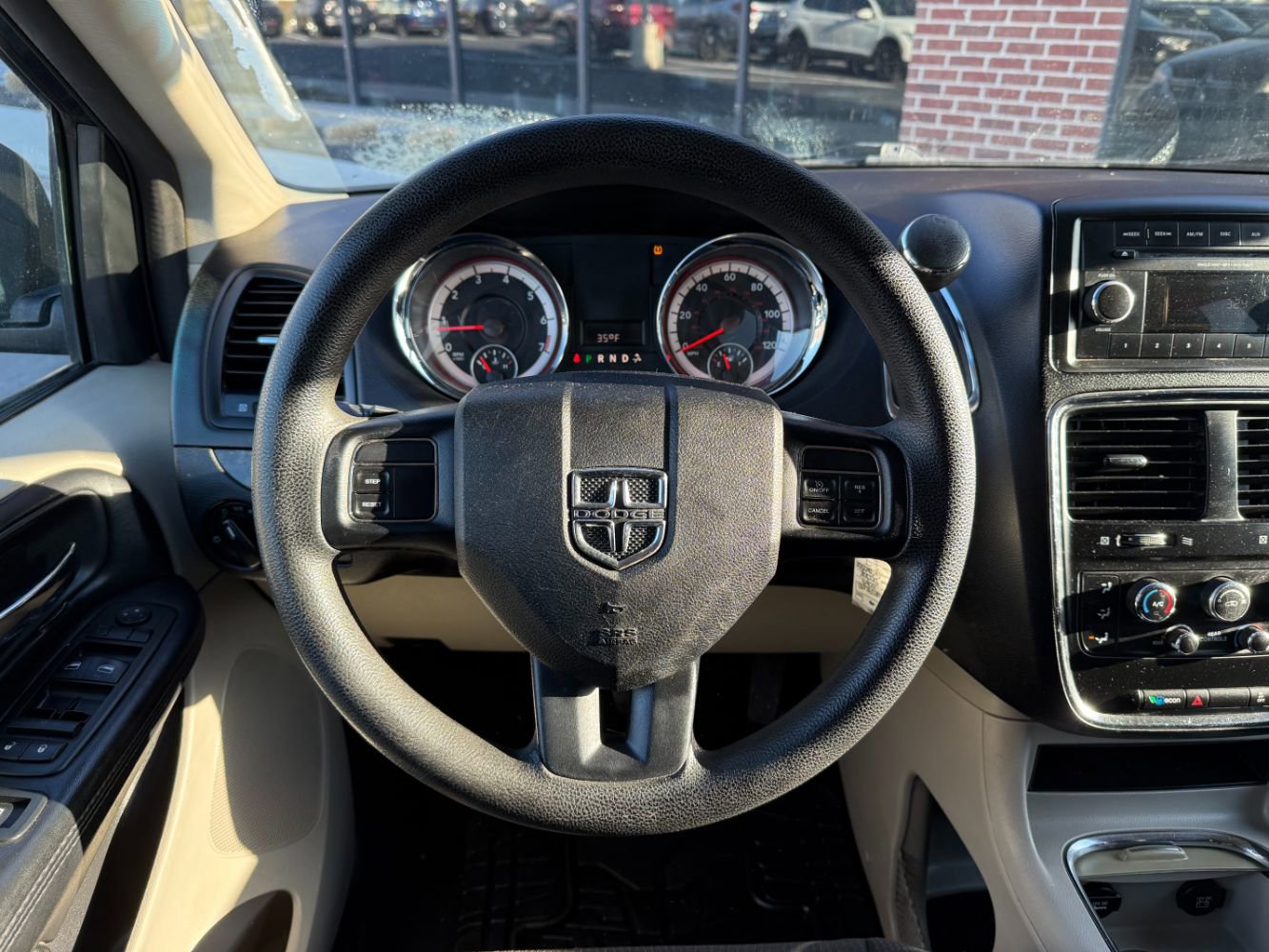 Used 2014 Dodge Grand Caravan SXT image 10