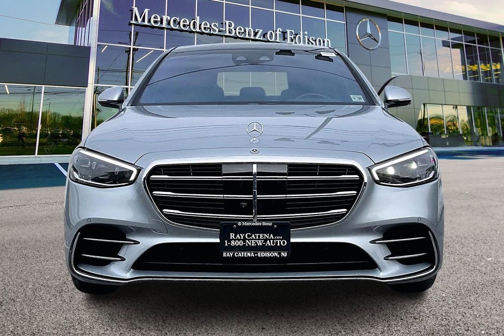 Used 2026 Mercedes-Benz S 580 4MATIC Sedan image 3