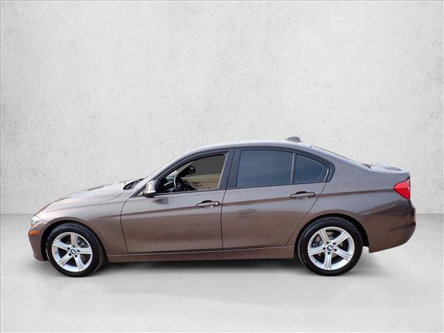 Used 2014 BMW 328i xDrive Sedan AWD/4WD image 2