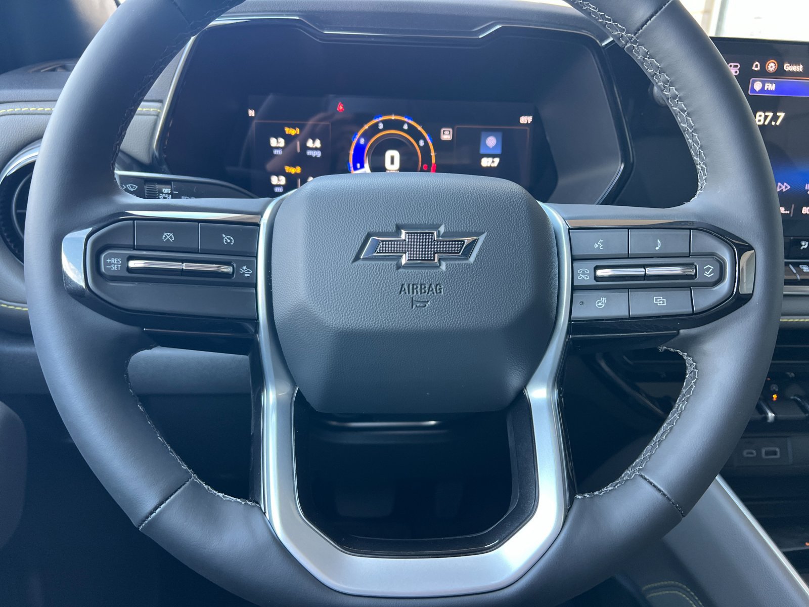 New 2026 Chevrolet Colorado ZR2 w/ Midnight Edition AWD/4WD image 22