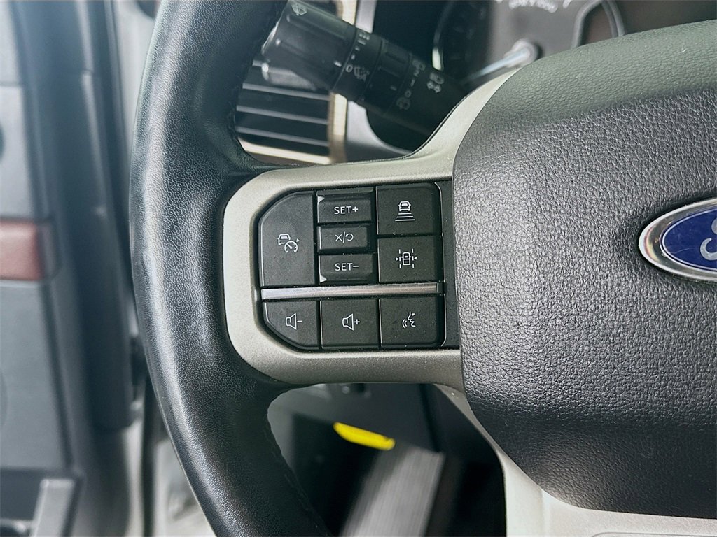 Used 2022 Ford Expedition Max Limited image 25